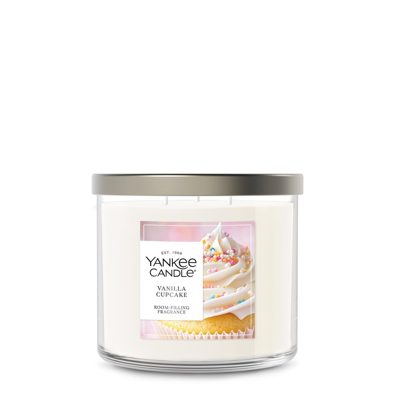 Yankee Candle Vanilla Cupcake, Scented Candle, 14.5oz 3-Wick 14.5 oz, White