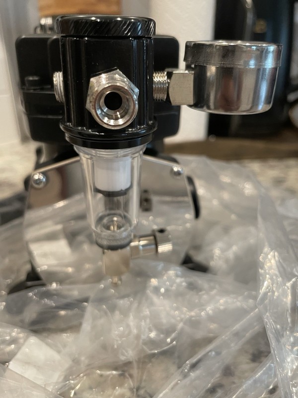 Iwata IW-IS800 Sprint Jet Compressor gallery