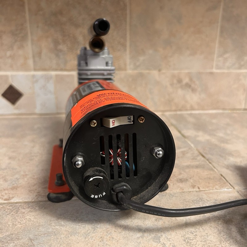 Badger Model 80-1 Oilless Piston Airbrush Compressor gallery