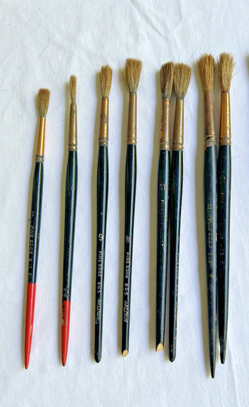 Lot of 8 Fine Edge 865 ARTUGN Paintbrushes : 7-8-9-10-11(x2)-12(x2) : Red Sable
