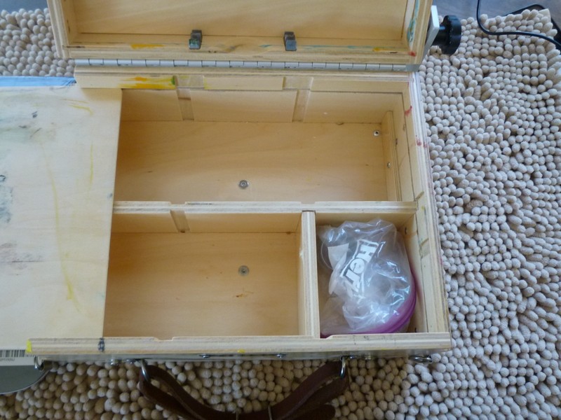 Pochade Box by Guerrilla Painter Large 9x12 Size Box plein air painting gallery