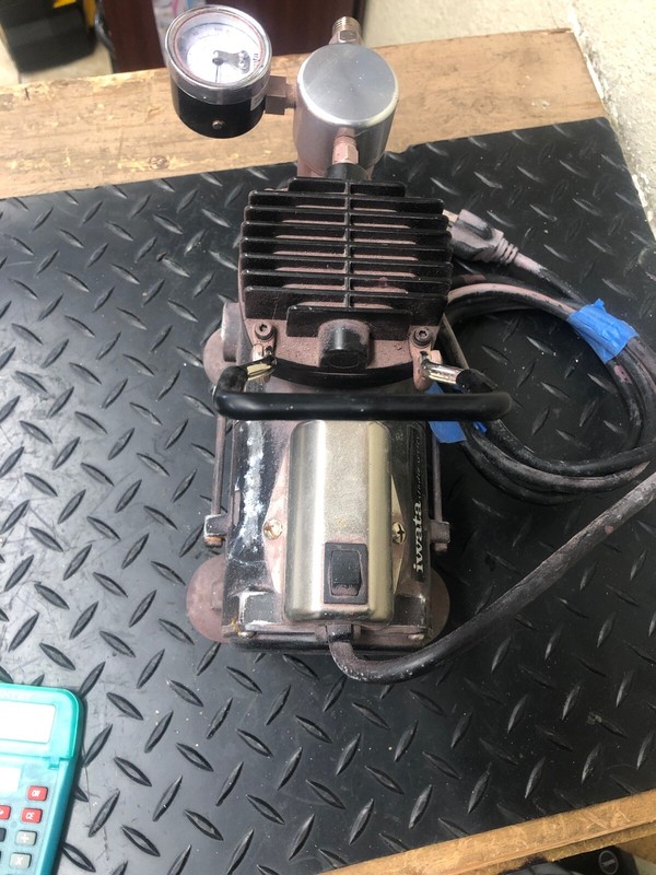 Iwata Studio Series IS-800 Sprint Jet Power Air Compressor for Painting gallery