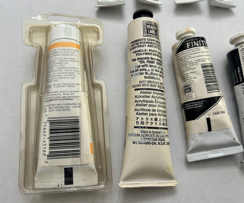 Mixed Lot of Acrylic Paint Windsor & Newton Daler Rowney Grumbacher Liquitex gallery