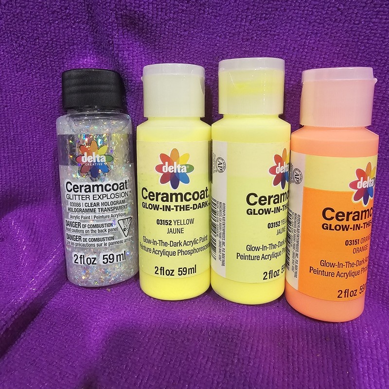 Delta Acrylic Paint 2oz-Orange LOT OF 4